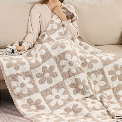 DAISY AND CHECKERED Print Soft Cozy Throw Blanket: PINK / ONE SIZE Fashion City