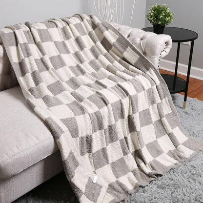 Checkerboard Patterned Throw Blanket: Green / ONE SIZE Fashion City
