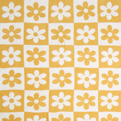 DAISY AND CHECKERED Print Soft Cozy Throw Blanket: PINK / ONE SIZE Fashion City