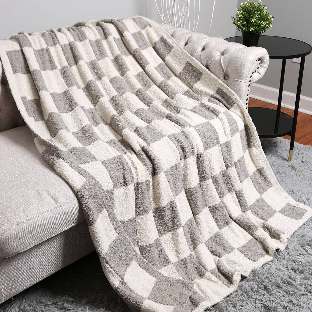 Checkerboard Patterned Throw Blanket: Pink / ONE SIZE Fashion City