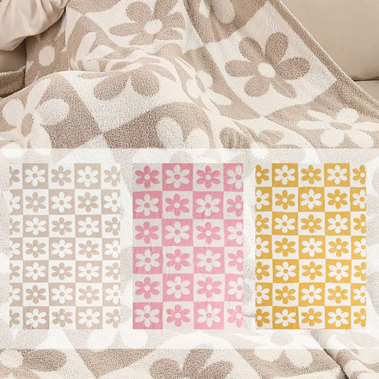 DAISY AND CHECKERED Print Soft Cozy Throw Blanket: PINK / ONE SIZE Fashion City
