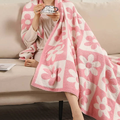 DAISY AND CHECKERED Print Soft Cozy Throw Blanket: PINK / ONE SIZE Fashion City