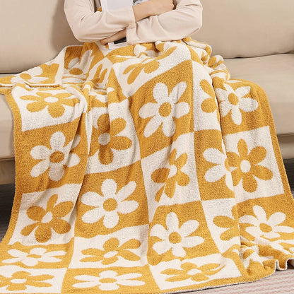 DAISY AND CHECKERED Print Soft Cozy Throw Blanket: PINK / ONE SIZE Fashion City